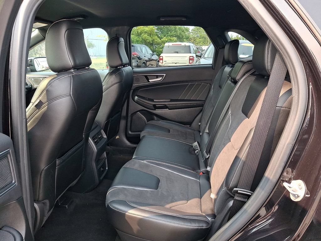 Used 2022 Ford Edge ST AWD/4WD image 12