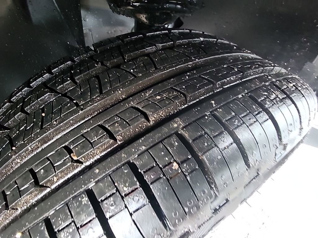 New 2025 Volkswagen Tiguan SE image 23