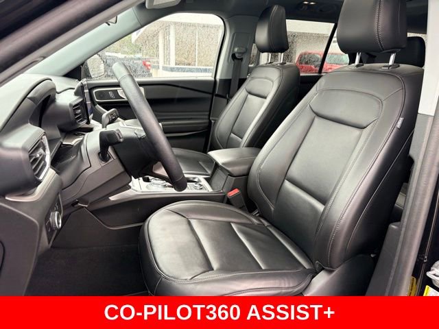 Used 2023 Ford Explorer XLT w/ Equipment Group 202A AWD/4WD image 21