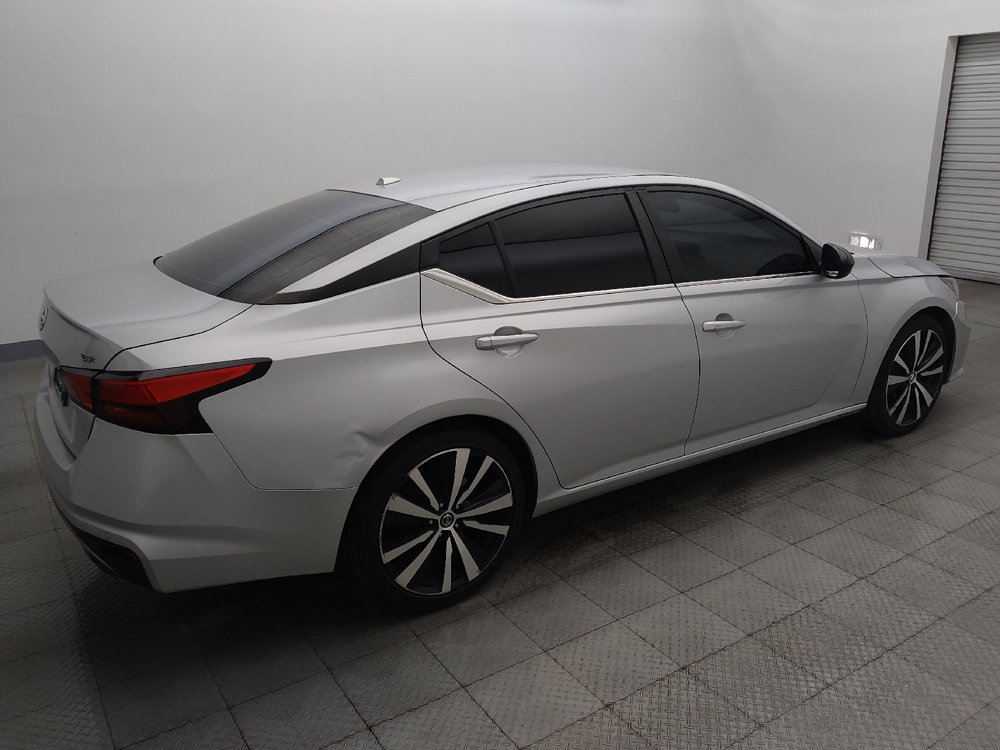 Used 2021 Nissan Altima 2.5 SR FWD image 10