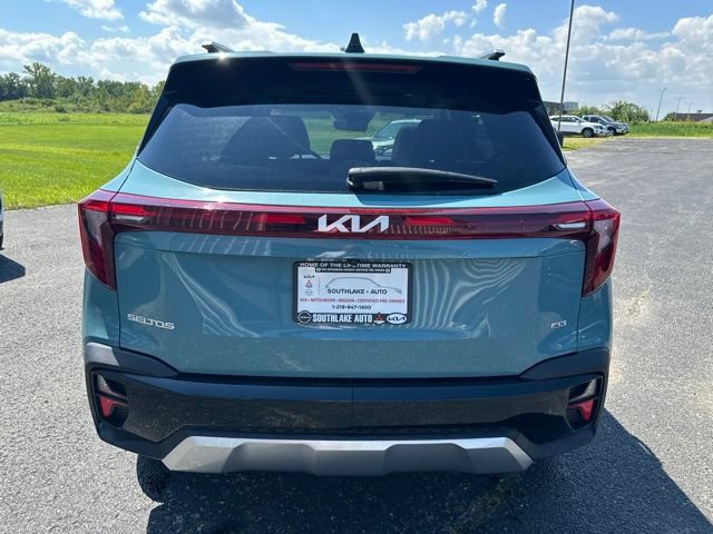 Certified 2024 Kia Seltos EX AWD/4WD image 4