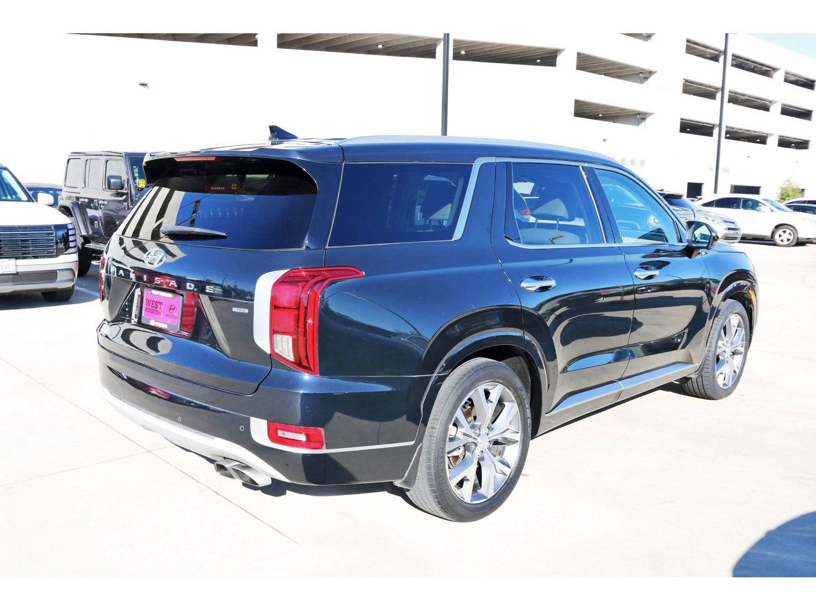 Used 2021 Hyundai Palisade Limited w/ Cargo Package image 9