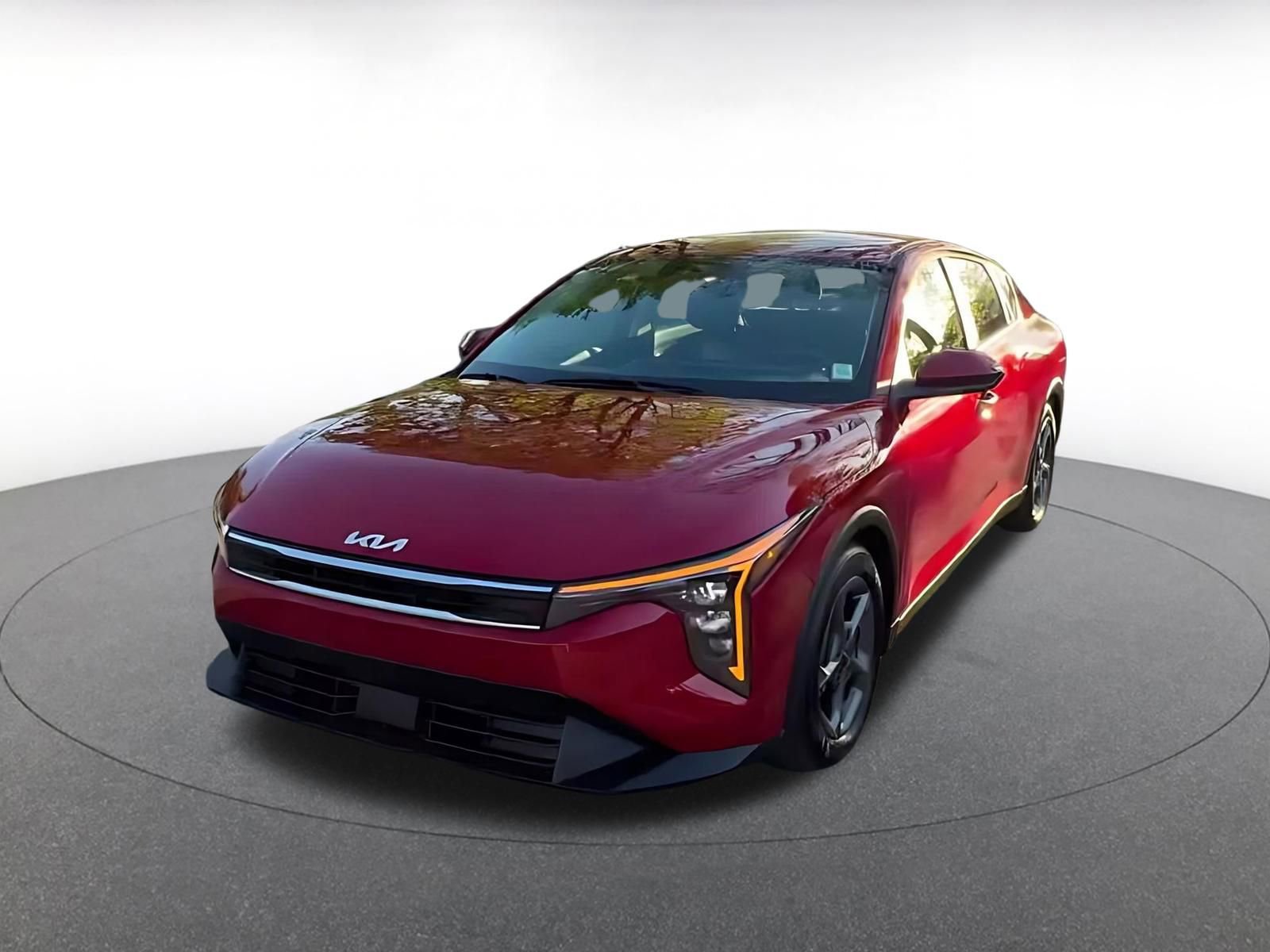 Used 2025 Kia K4 LXS FWD image 4