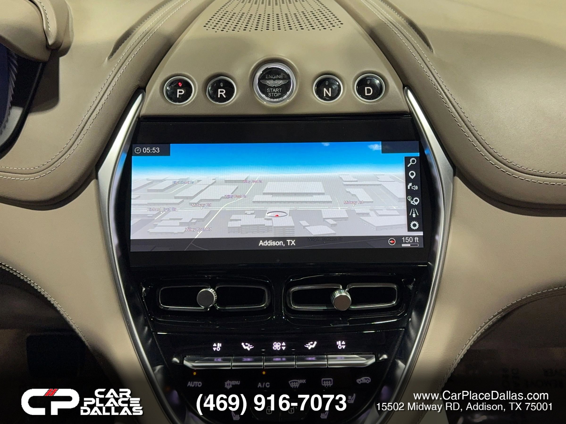 Used 2021 Aston Martin DBX image 37