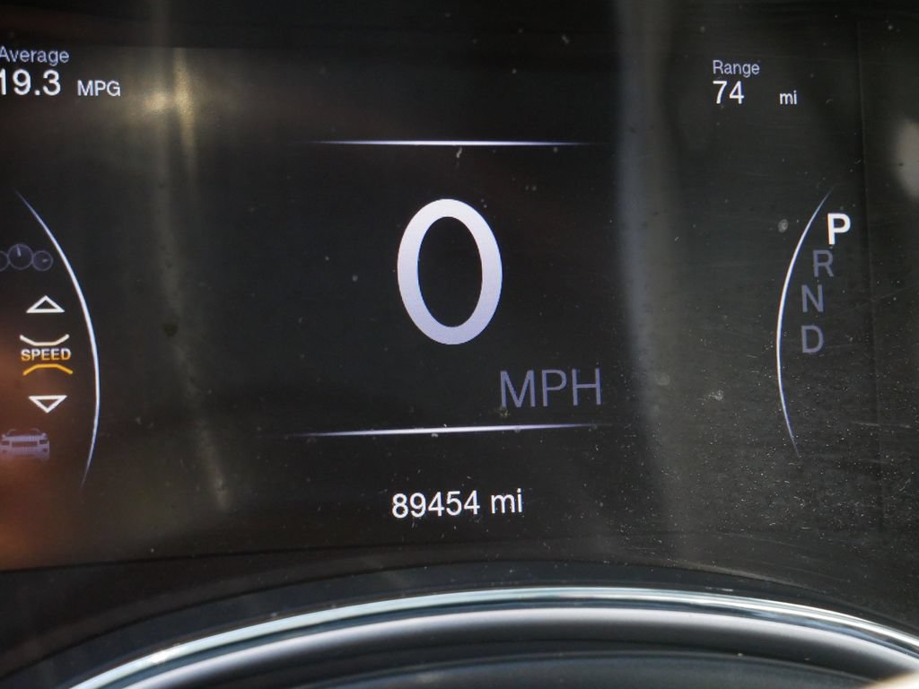 Used 2019 Jeep Grand Cherokee Summit AWD/4WD image 38