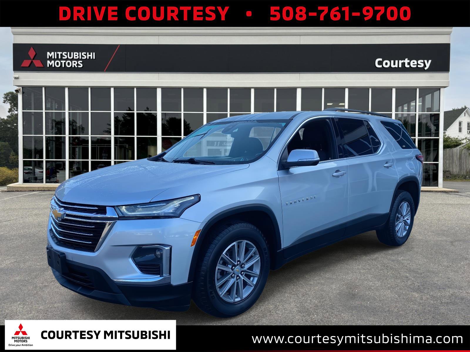 Used 2022 Chevrolet Traverse LT w/ LPO, Floor Liner Package image 1