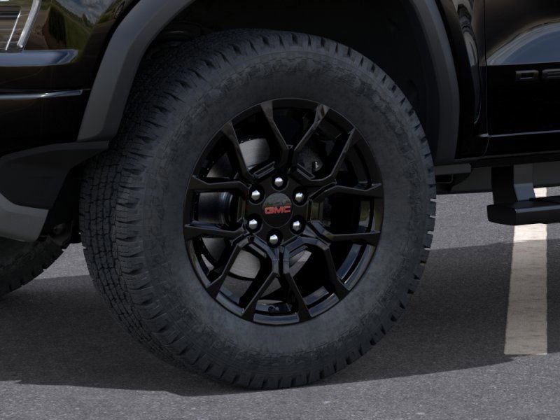 New 2026 GMC Canyon Denali w/ LPO, Denali Black Edition image 9