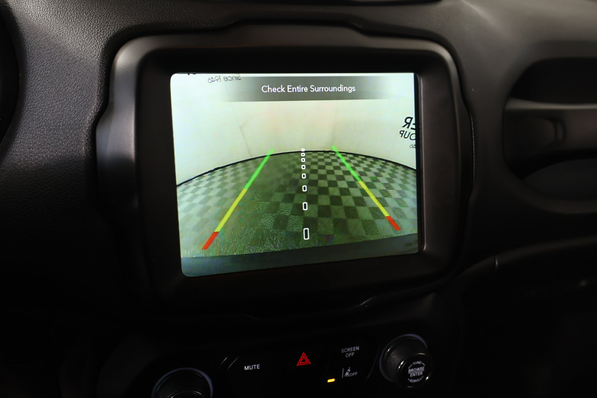 Used 2023 Jeep Renegade Latitude AWD/4WD image 6