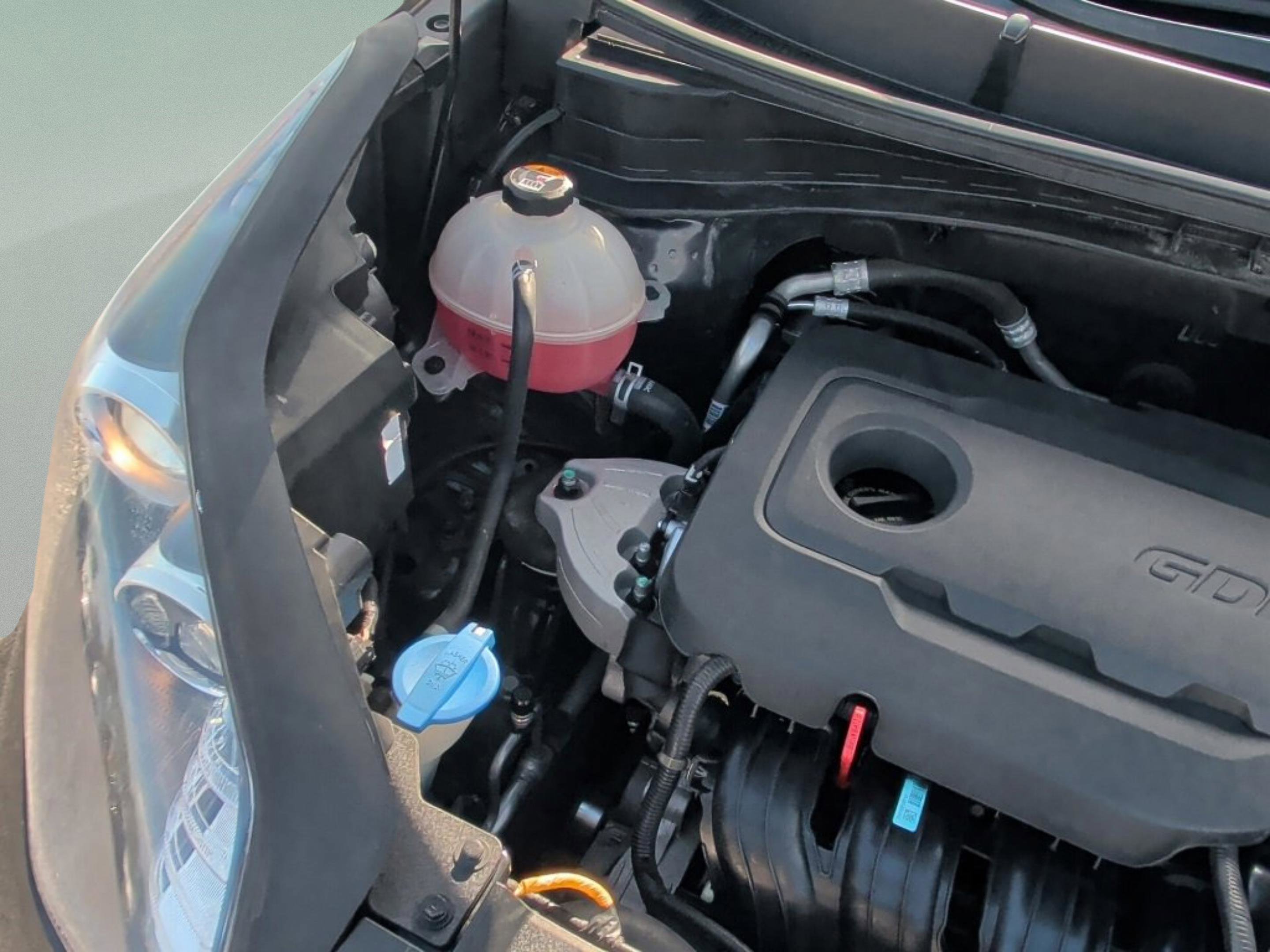 Used 2022 Kia Sportage LX image 19