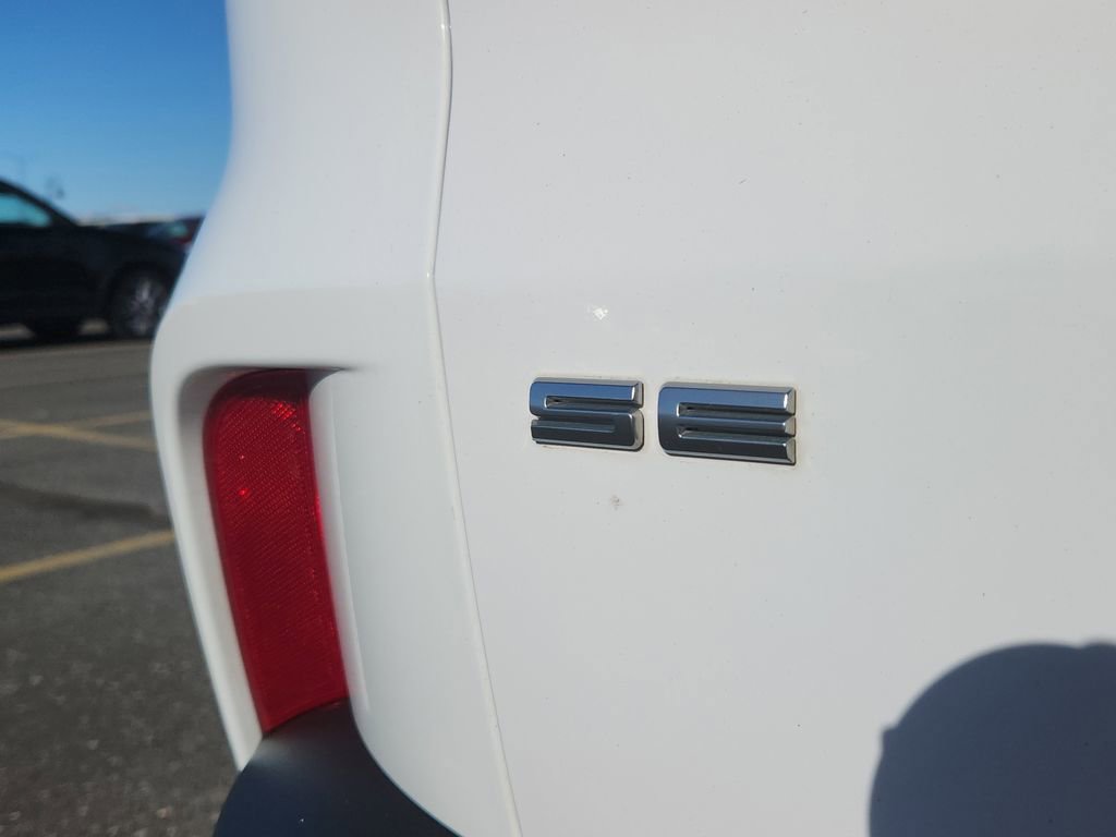 Used 2021 Ford Escape SE image 12