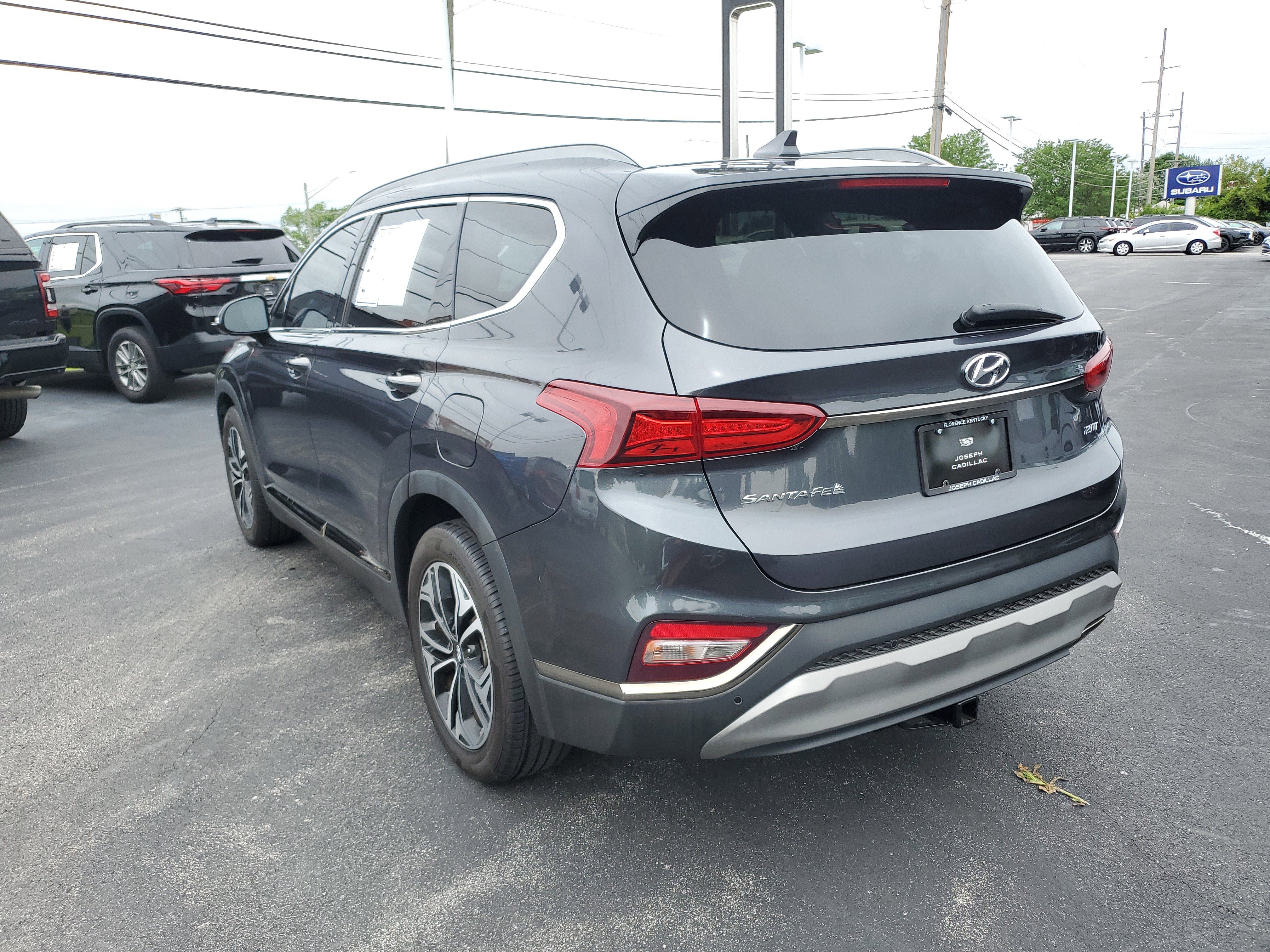 Used 2020 Hyundai Santa Fe Limited FWD image 2