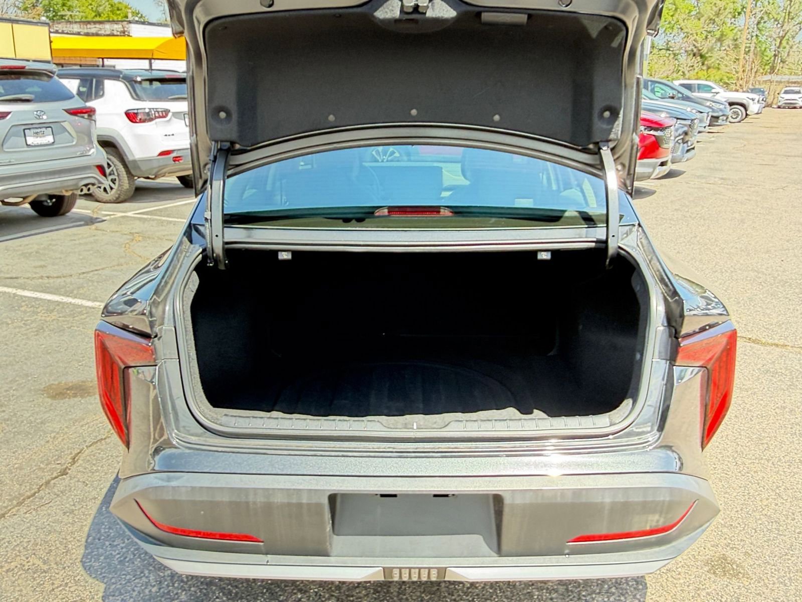 Used 2025 Kia K4 FWD image 29