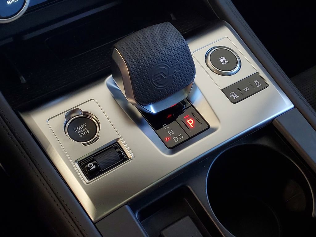 New 2026 Jaguar F-PACE SVR image 25