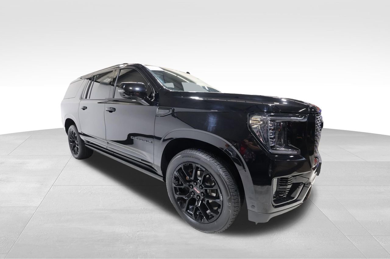 Certified 2023 GMC Yukon XL Denali w/ Advanced Technology Package AWD/4WD image 6