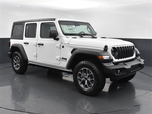 Used 2024 Jeep Wrangler Sport S image 7