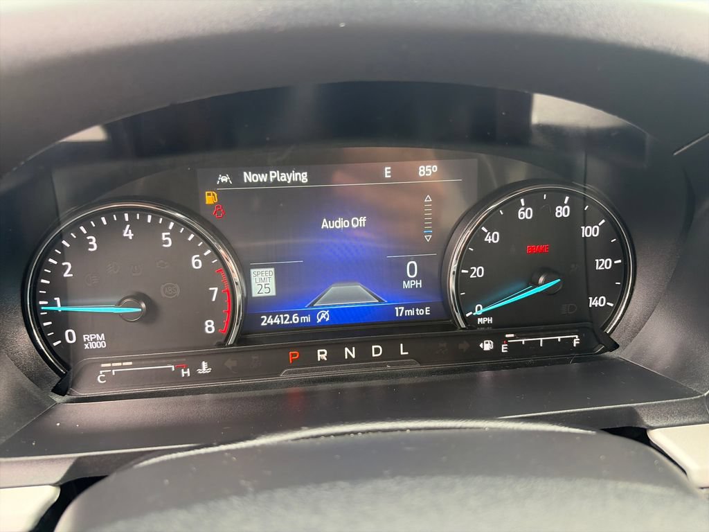 Used 2024 Ford Explorer XLT w/ Equipment Group 202A AWD/4WD image 18