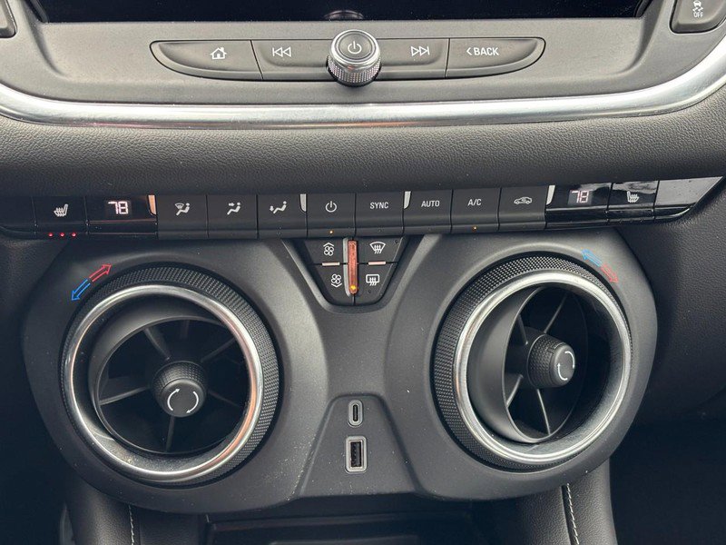 Used 2024 Chevrolet Blazer LT w/ Convenience Package image 22