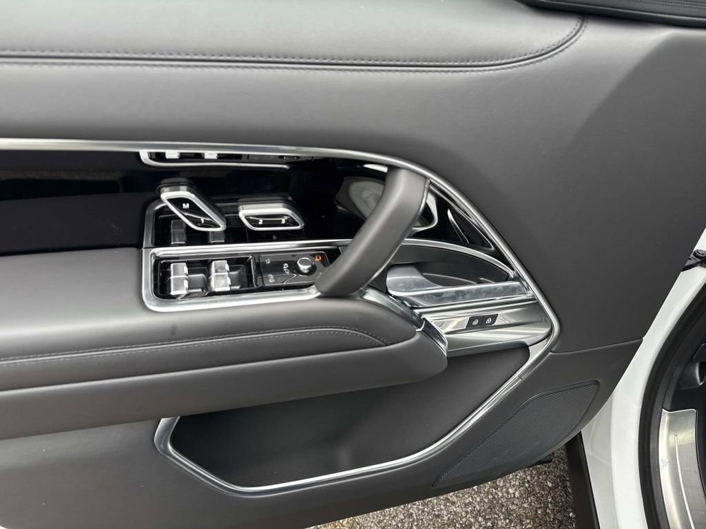 New 2026 Land Rover Range Rover SE AWD/4WD image 20
