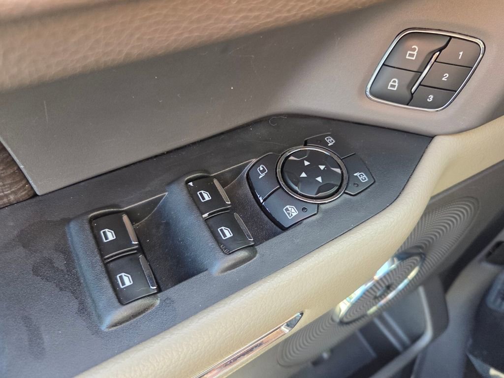 Used 2019 Ford Expedition Max Limited RWD image 33