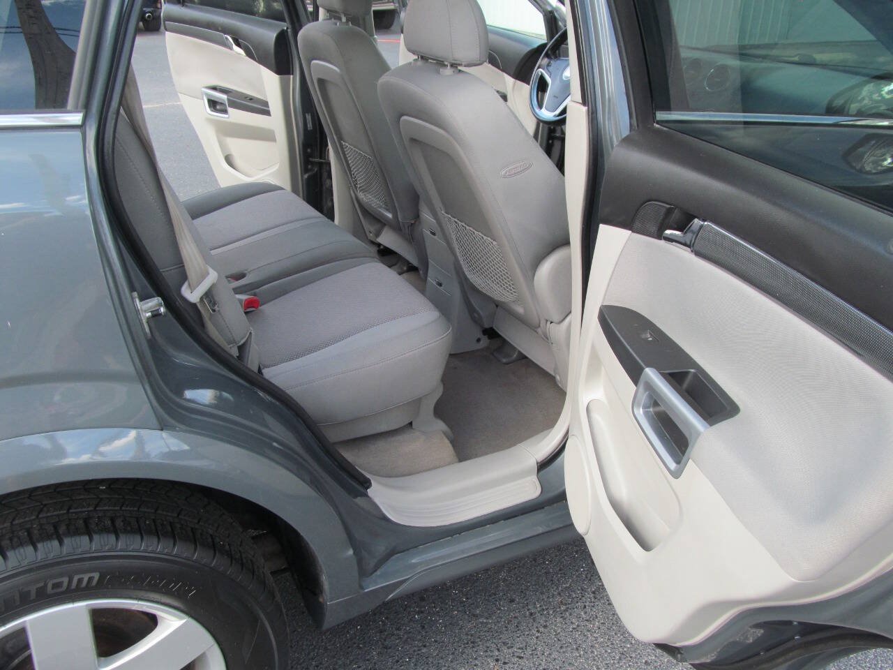 Used 2009 Saturn Vue XR w/ Convenience Package FWD image 20