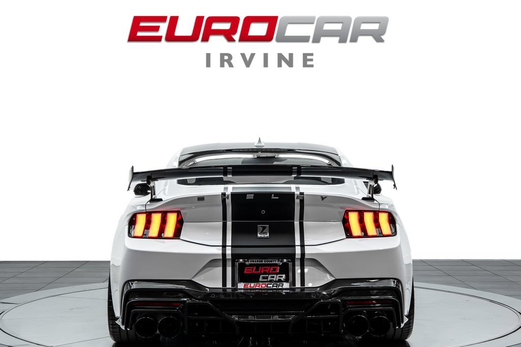 Used 2025 Ford Mustang GT Premium w/ GT Performance Package RWD image 4