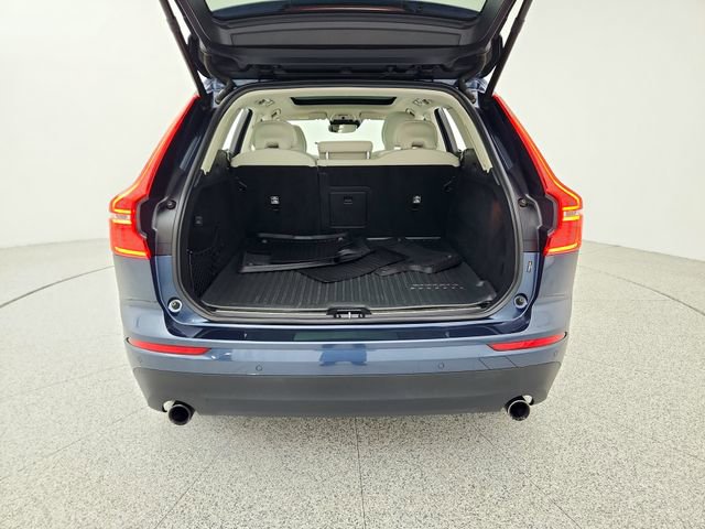 Used 2020 Volvo XC60 T6 Momentum w/ Protection Package image 15