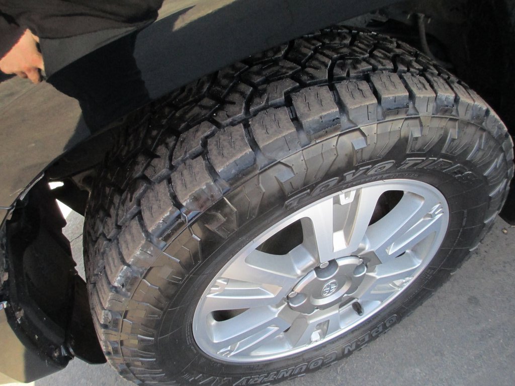 Used 2015 Toyota Tundra Platinum image 11