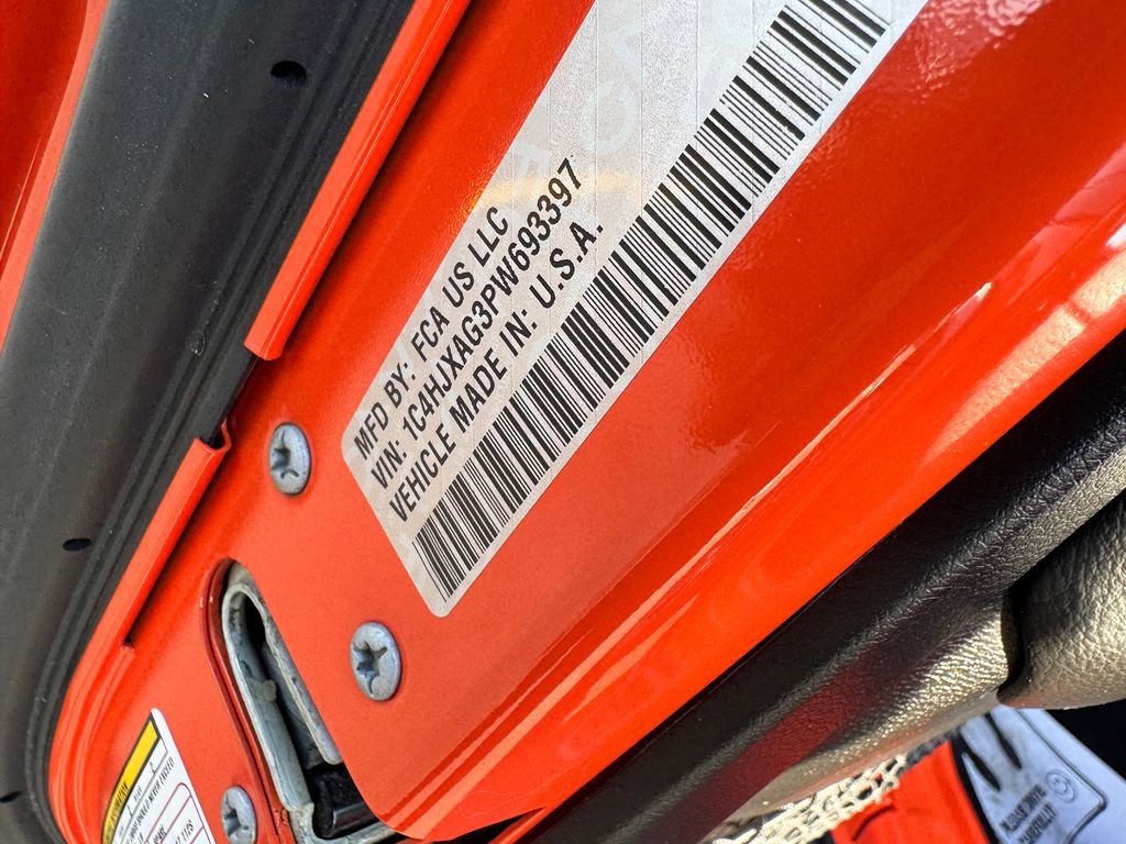 Used 2023 Jeep Wrangler Sport S image 32