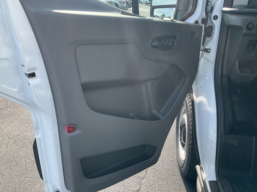 New 2026 Ford Transit 250 Low Roof RWD image 15