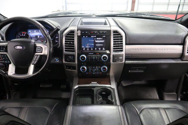 Used 2017 Ford F350 Platinum w/ Platinum Ultimate Package AWD/4WD image 95