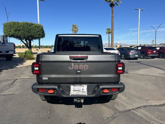 Used 2025 Jeep Gladiator Mojave w/ Convenience Group AWD/4WD image 5