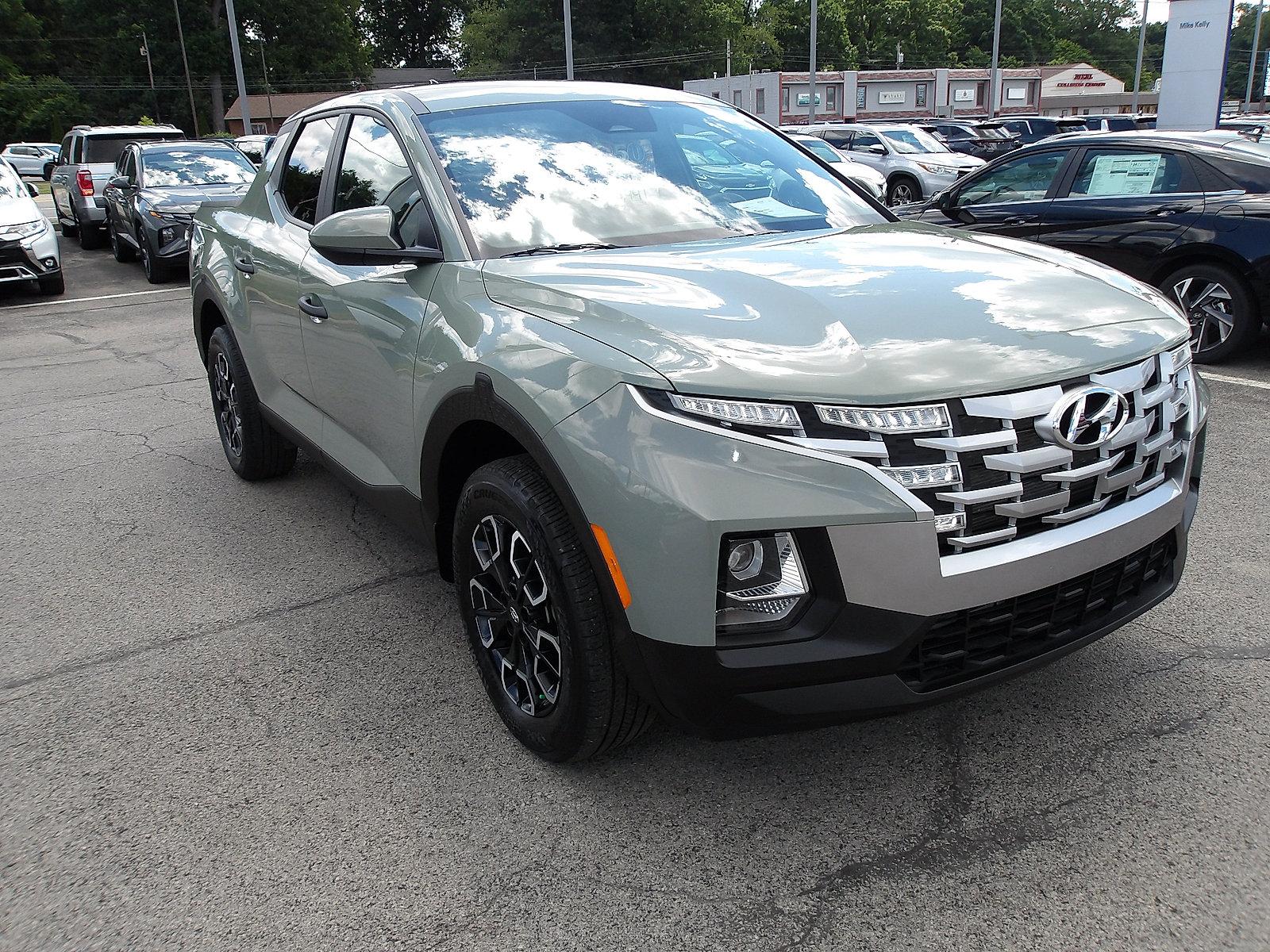 Certified 2023 Hyundai Santa Cruz SE