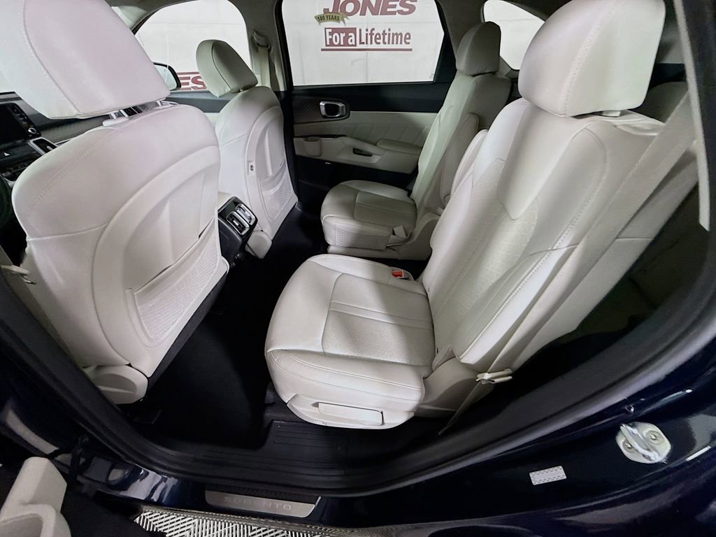 Used 2022 Kia Sorento SX Prestige image 28