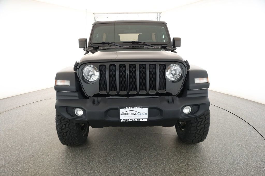 Used 2020 Jeep Wrangler Unlimited Sport S image 2