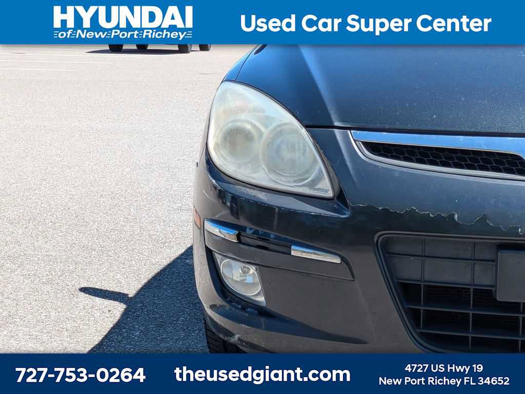 Used 2009 Hyundai Elantra w/ Premium-Sport Pkg 2 image 10