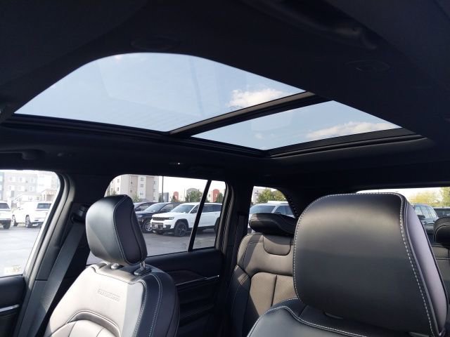 New 2025 Jeep Grand Cherokee Overland w/ Trailer Tow Package image 16