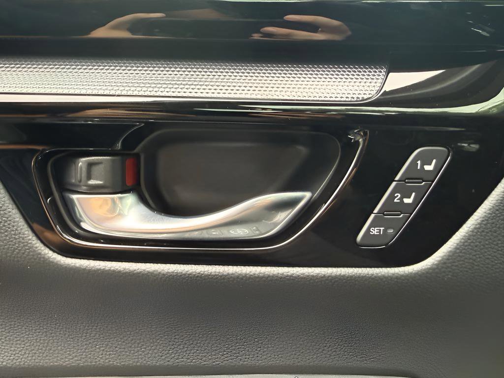 New 2026 Honda CR-V EX-L image 18