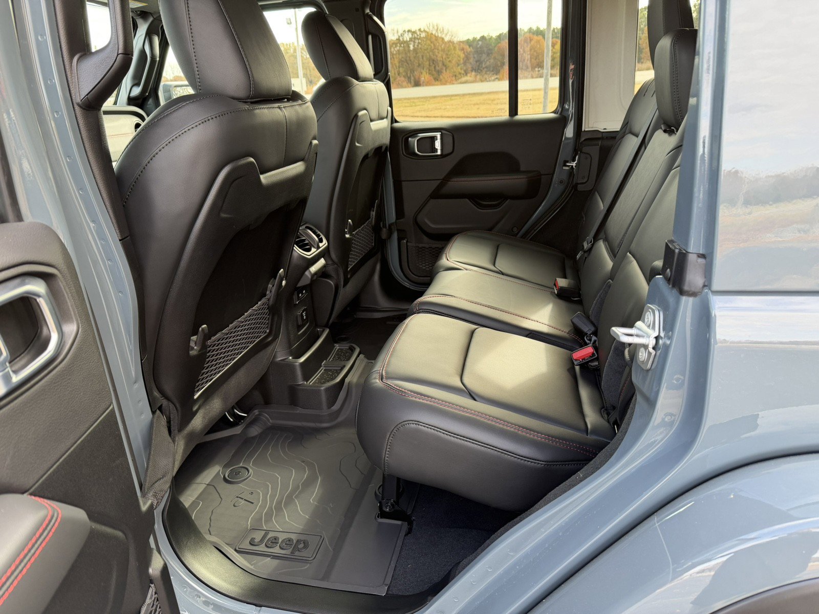 New 2026 Jeep Wrangler Unlimited Rubicon image 15