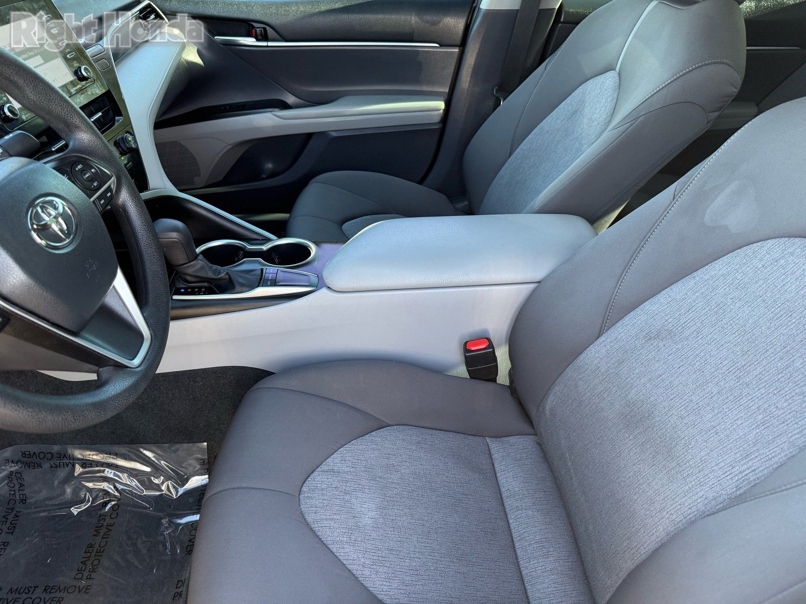 Used 2023 Toyota Camry LE image 12