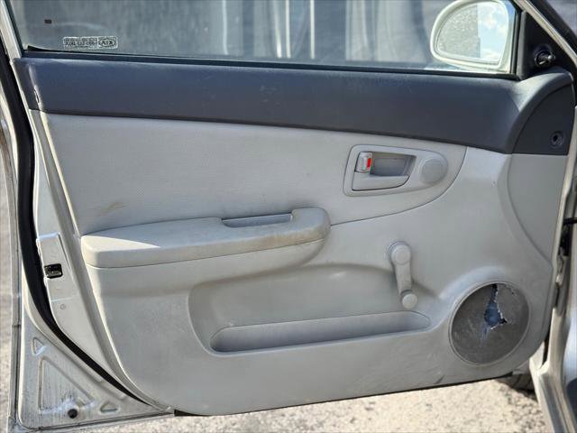 Used 2009 Kia Spectra LX FWD image 13