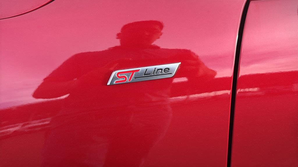 Certified 2023 Ford Escape ST-Line w/ Tech Pack #1 image 7