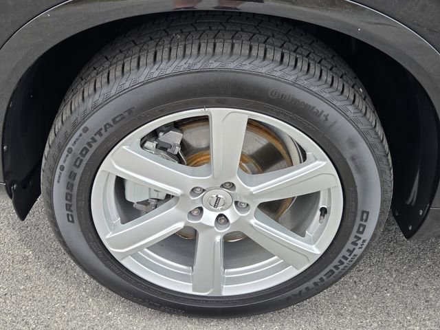 Used 2022 Volvo XC90 T5 Momentum image 18