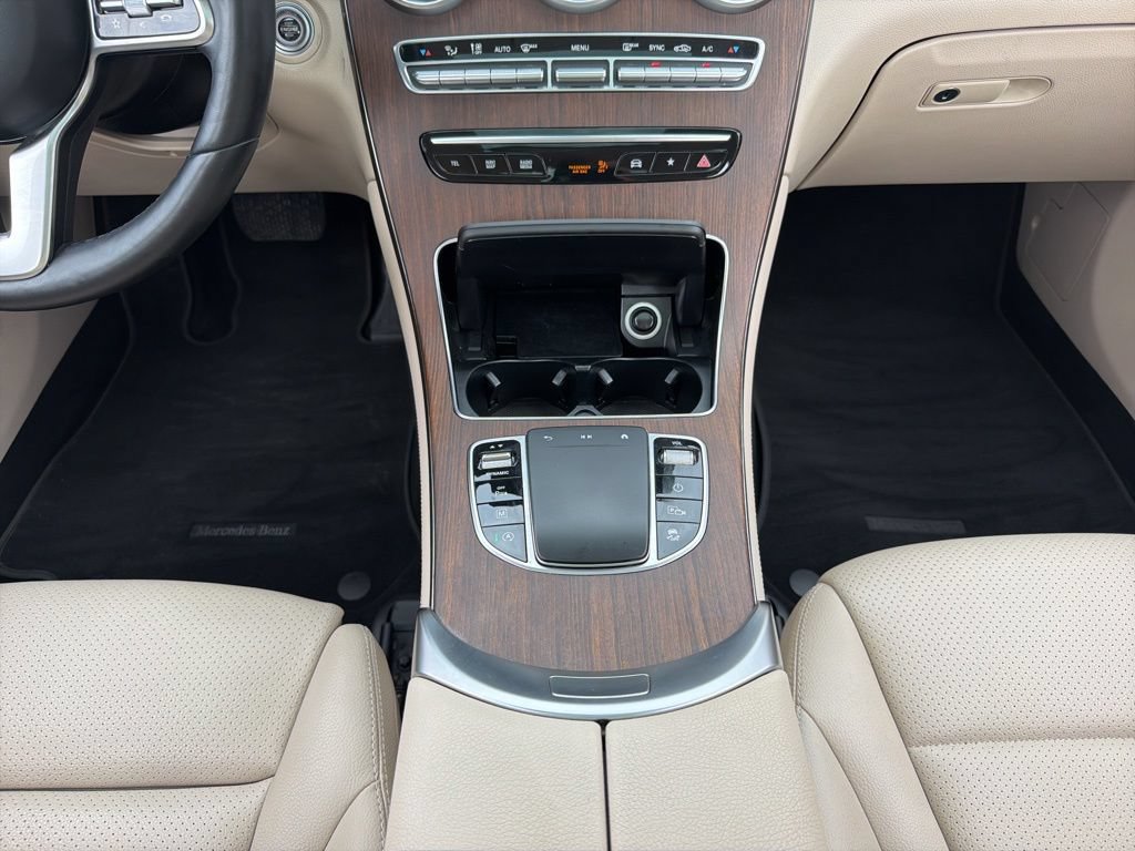 Used 2021 Mercedes-Benz GLC 300 4MATIC image 27