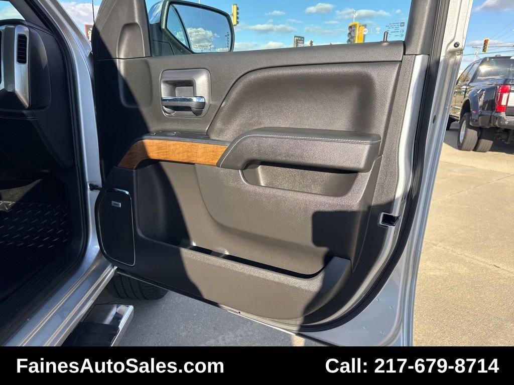 Used 2018 Chevrolet Silverado 1500 LTZ w/ Sport Package AWD/4WD image 96