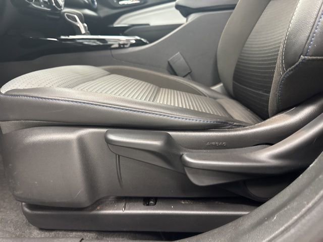 Used 2024 Chevrolet Trax LT FWD image 10