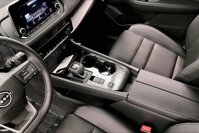 New 2026 Nissan Rogue Dark Armor FWD image 9
