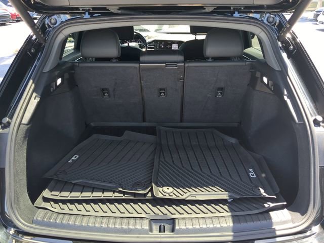 Used 2023 Audi Q4 e-tron Premium Plus RWD image 8
