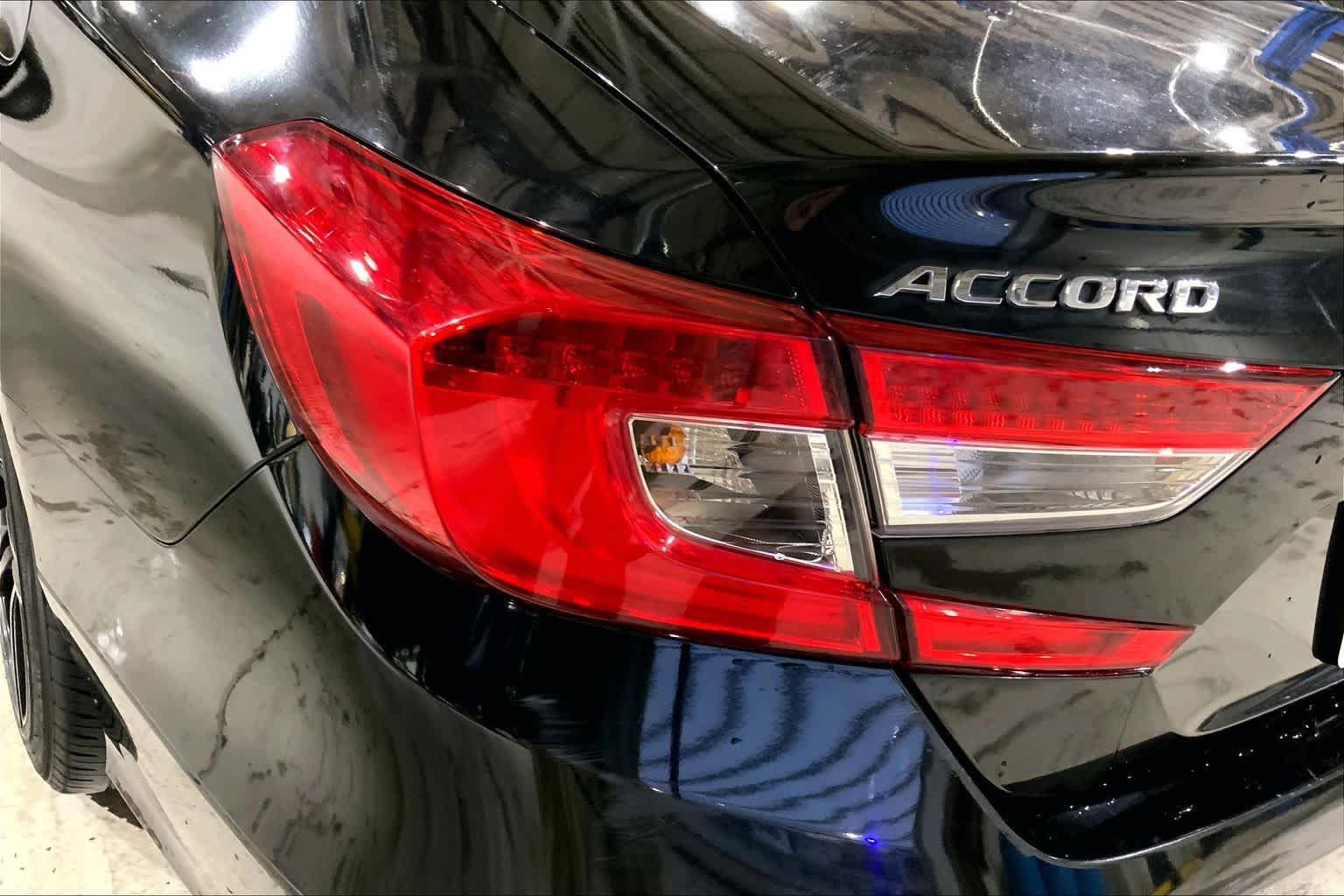 Used 2019 Honda Accord LX image 29