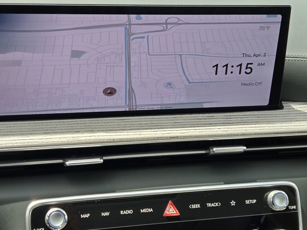 Used 2025 Genesis GV80 3.5T Prestige AWD/4WD image 19