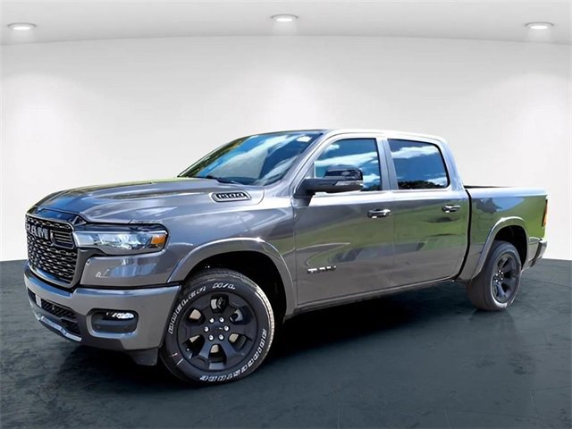 New 2026 RAM 1500 4x4 Crew Cab image 2